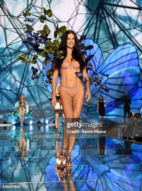 Model and Victoria's Secret Angel Adriana Lima from Brazil walks the runway during the 2015 Victoria's Secret Fashion Show at Lexington Armory on...