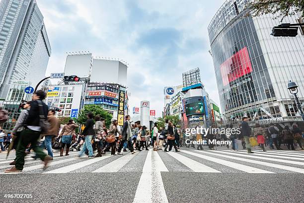 shibuya crossing tokyo japan - shibuya stock pictures, royalty-free photos & images