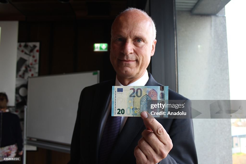 Bundesbank displays 20 Euro banknote