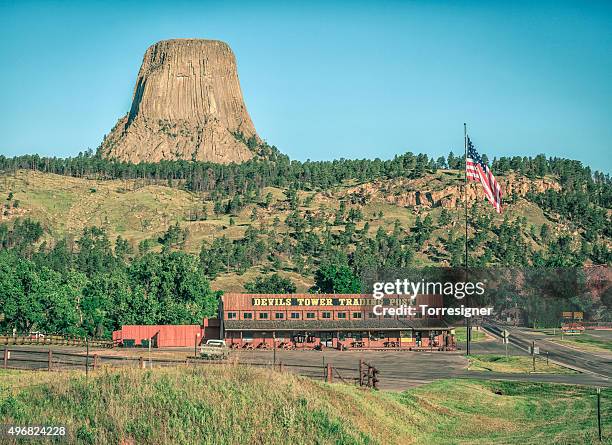 devils tower - devils tower stock pictures, royalty-free photos & images