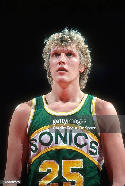 Jack Sikma of the Seattle Supersonics looks on against the Washington Bullets during an NBA basketball game circa 1982 at the Capital Centre in...