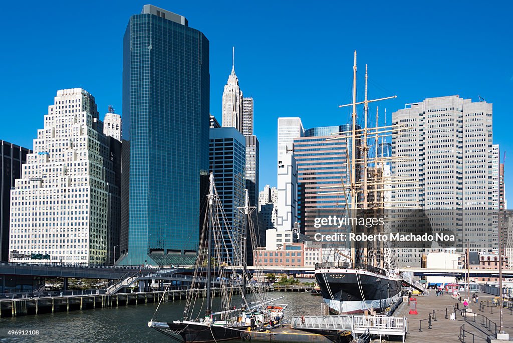 Ships of South Street Seaport Museum: Historic ships Pioneer...