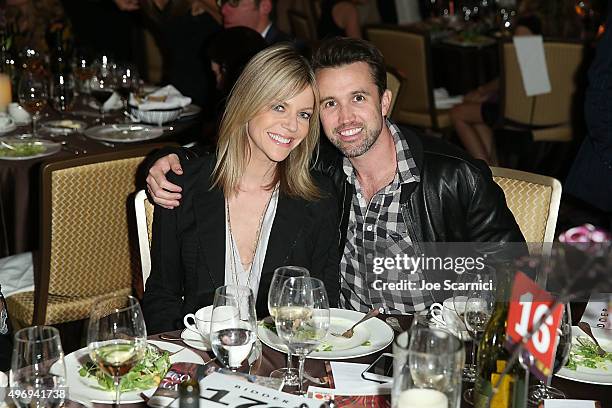 Kaitlin Olson and Rob McElhenney attend the 8th Annual GO Campaign Gala at Montage Beverly Hills on November 12, 2015 in Beverly Hills, California.