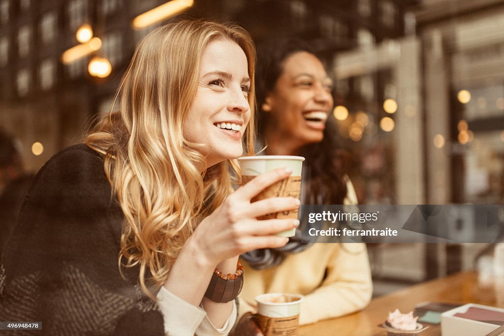 Teilen einen Lachen mit meinem Freund