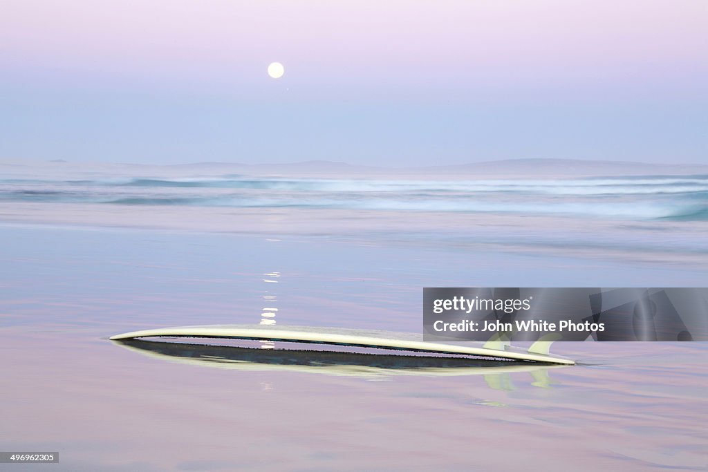 Full moon and Saturn over Wreck Beach.