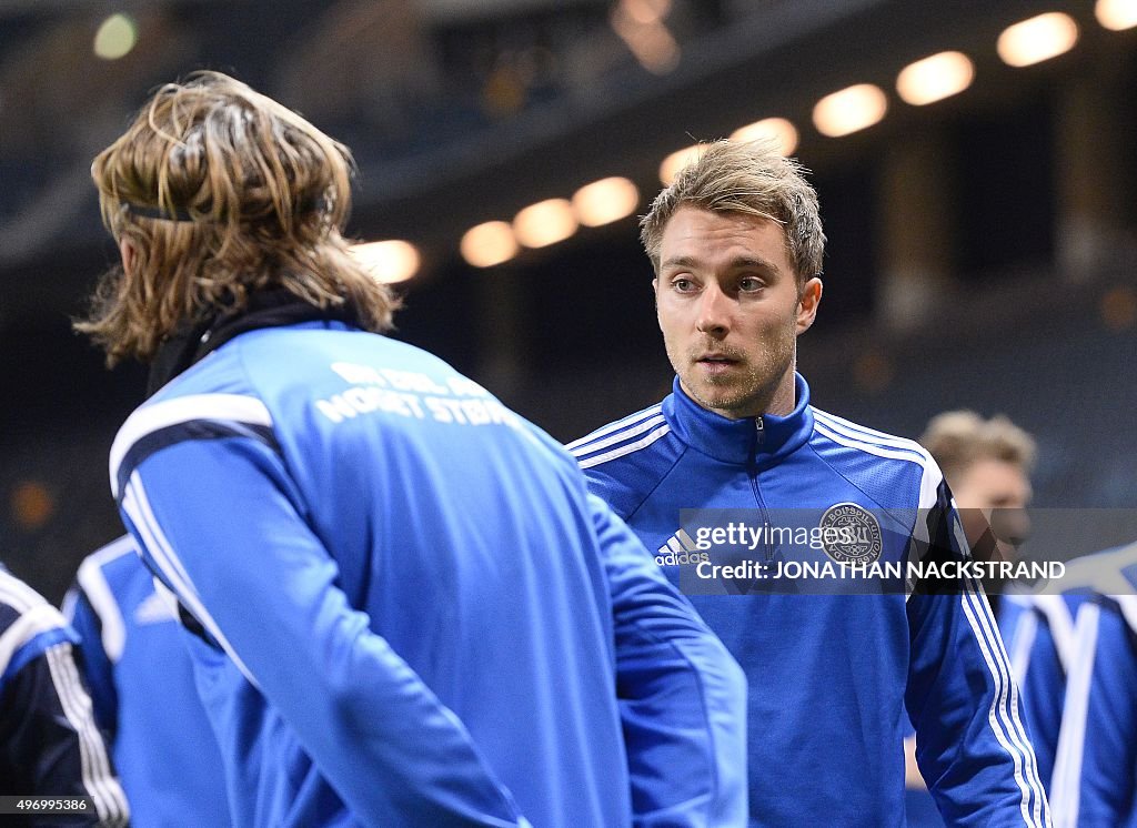 FBL-EURO-2016-DEN-TRAINING