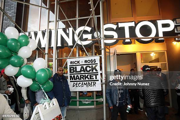 Wingstop Events 33 Wingstop Grand Opening Photos & High Res Pictures - Getty Images
