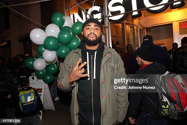 Wingstop Rapper Wingstop Grand Opening Photos and Premium High Res Pictures - Getty Images