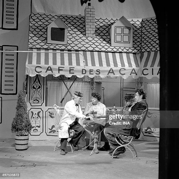 Pierre Larquey, Jackie Sardou, Charles Lavialle and Mario David during the shooting of a scene of "Brutus's holidays".