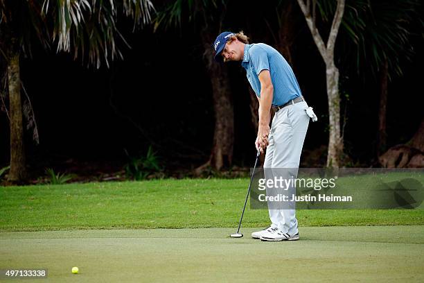 Will Wilcox of the United States putts on the first hole during the third round of the OHL Classic at the Mayakoba El Camaleon Golf Club on November...