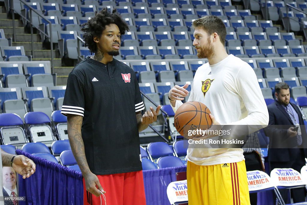 Raptors 905 v Mad Ants