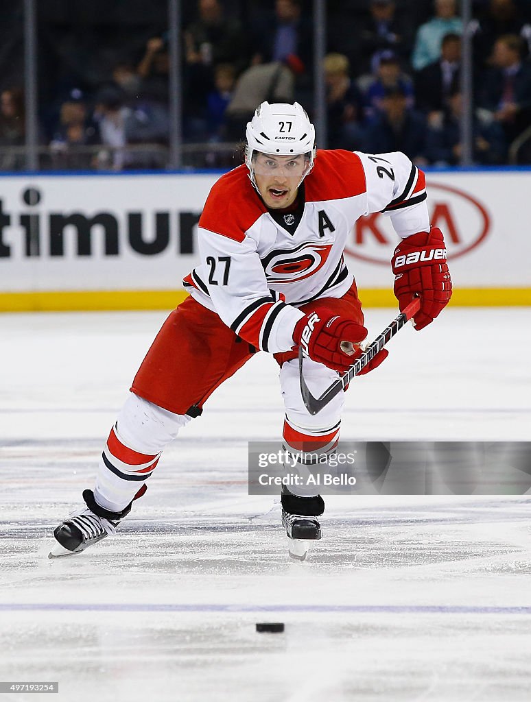 Carolina Hurricanes v New York Rangers