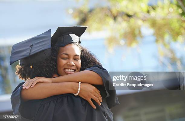 ich werde miss college und sie! - graduation hat stock-fotos und bilder