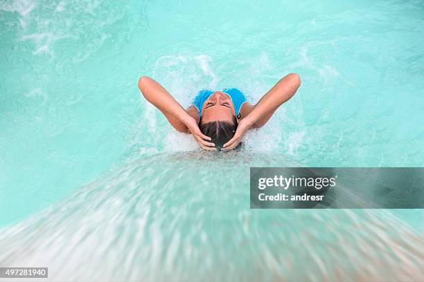 woman relaxing at the spa - kuuroord stockfoto's en -beelden