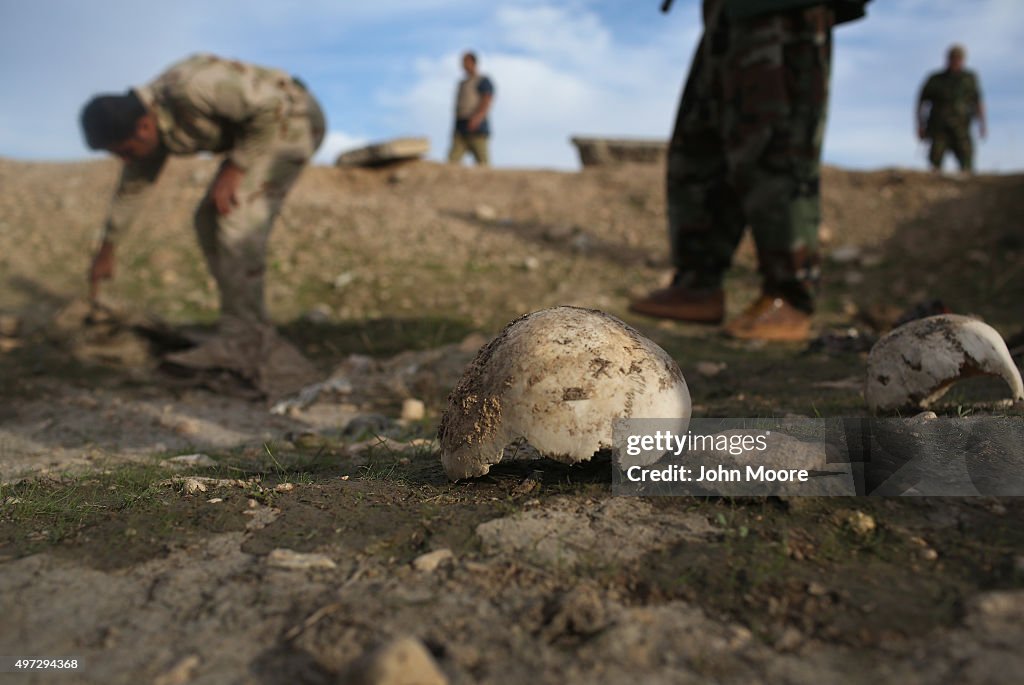 Kurdish Forces Occupy Ruins Of Sinjar After Liberation From Daesh