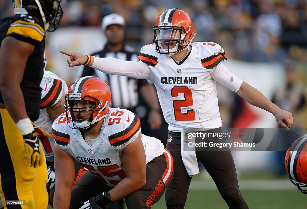 Cleveland Browns v Pittsburgh Steelers