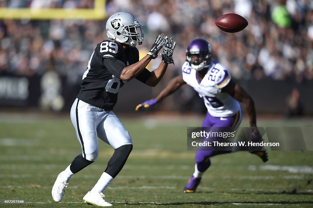 Minnesota Vikings v Oakland Raiders