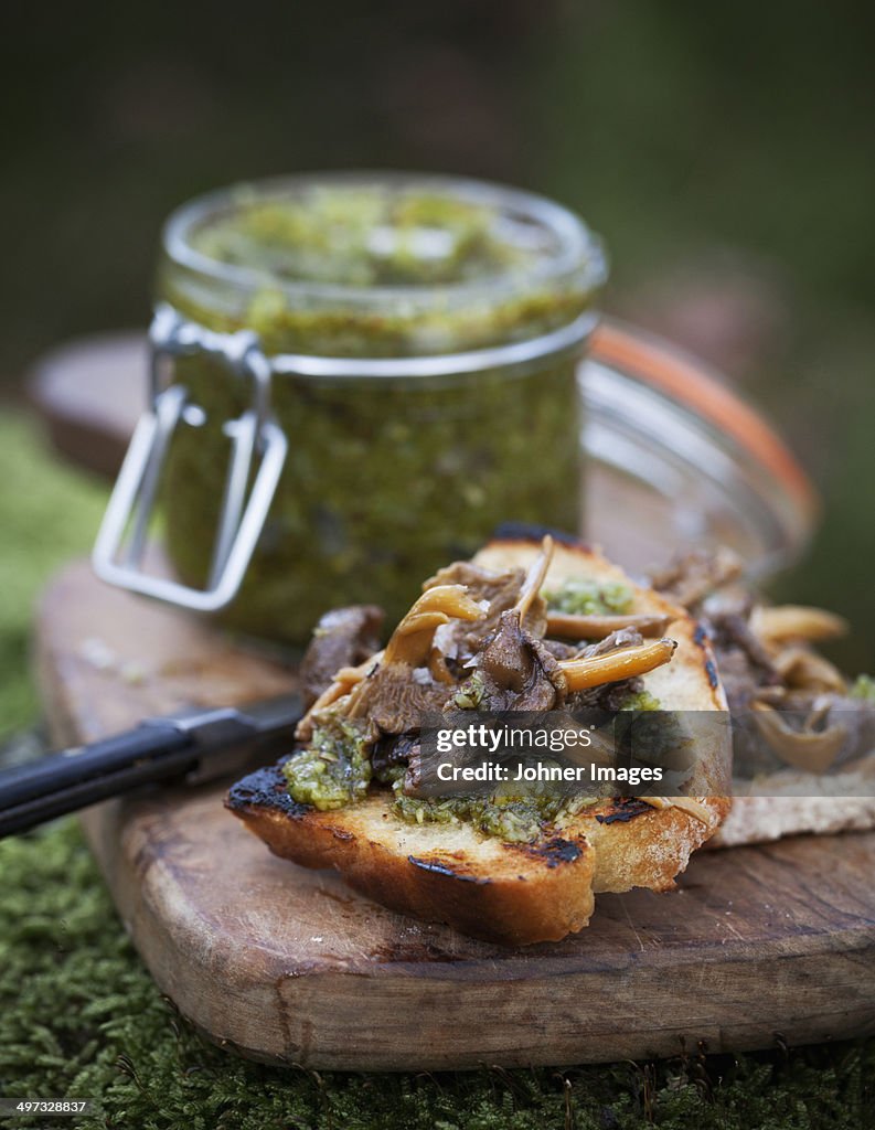 Chanterelles on toasted bread