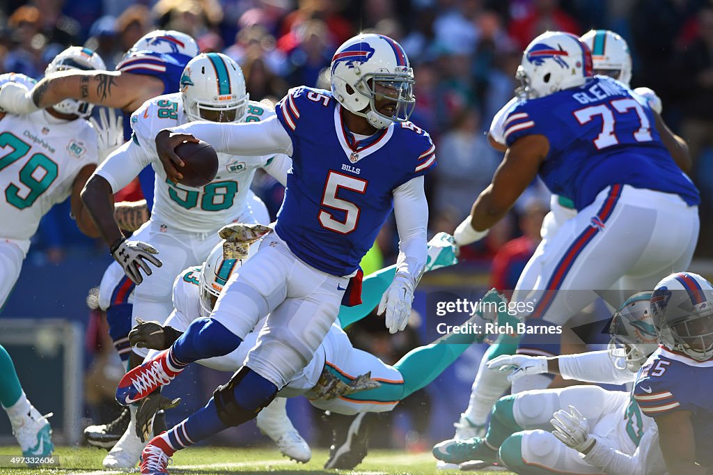 Miami Dolphins v Buffalo Bills