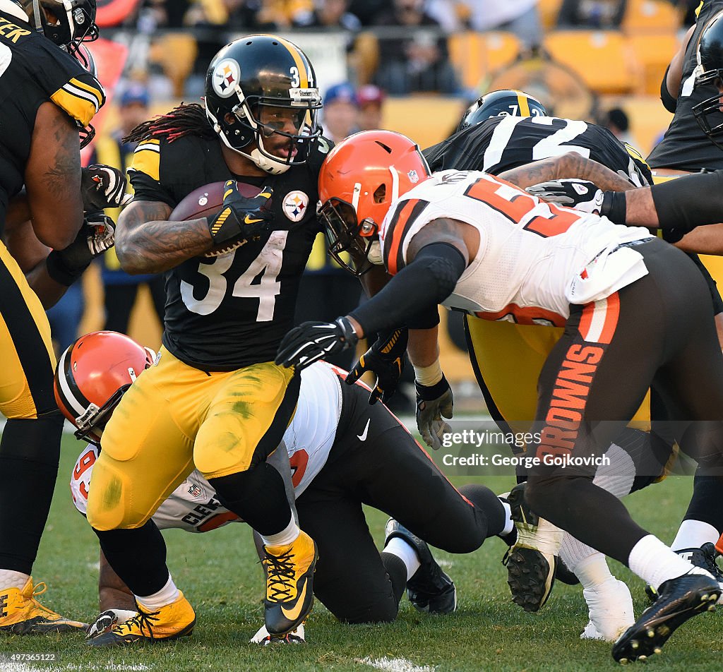 Cleveland Browns v Pittsburgh Steelers