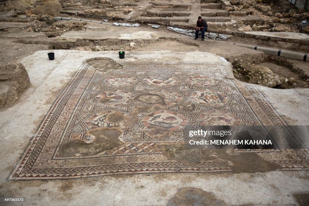 ISRAEL-ARCHAEOLOGY-MOSAIC