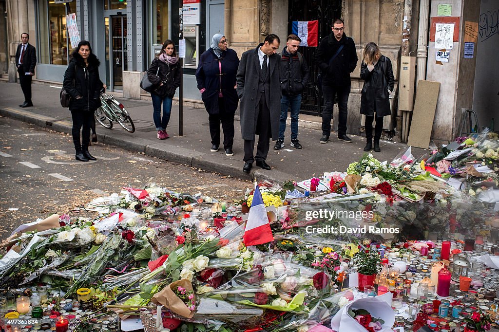 Minute's Silence Held In Paris To Honour The Victims Of The Terrorist Attack