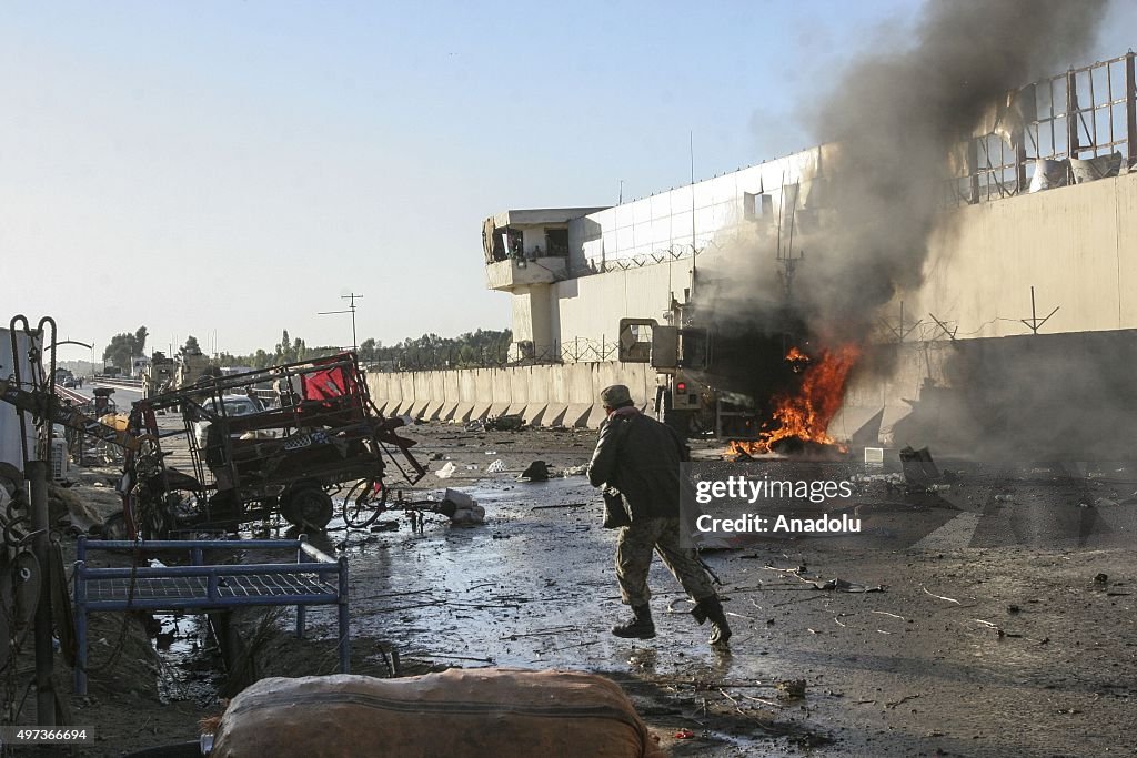 Suicide attack on US convoy in Afghanistan
