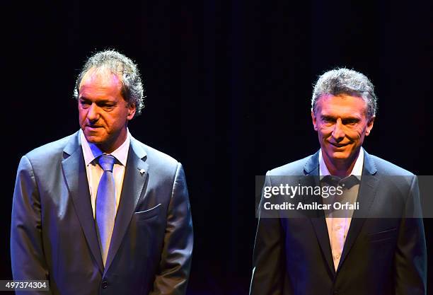 Governor of Buenos Aires and presidential candidate for Frente para la Victoria Daniel Scioli and Mauricio Macri, Mayor of Buenos Aires and...
