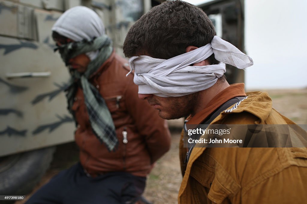 Civilians Flee War As ISIL Frontline Shifts Following Kurdish Sinjar Offensive