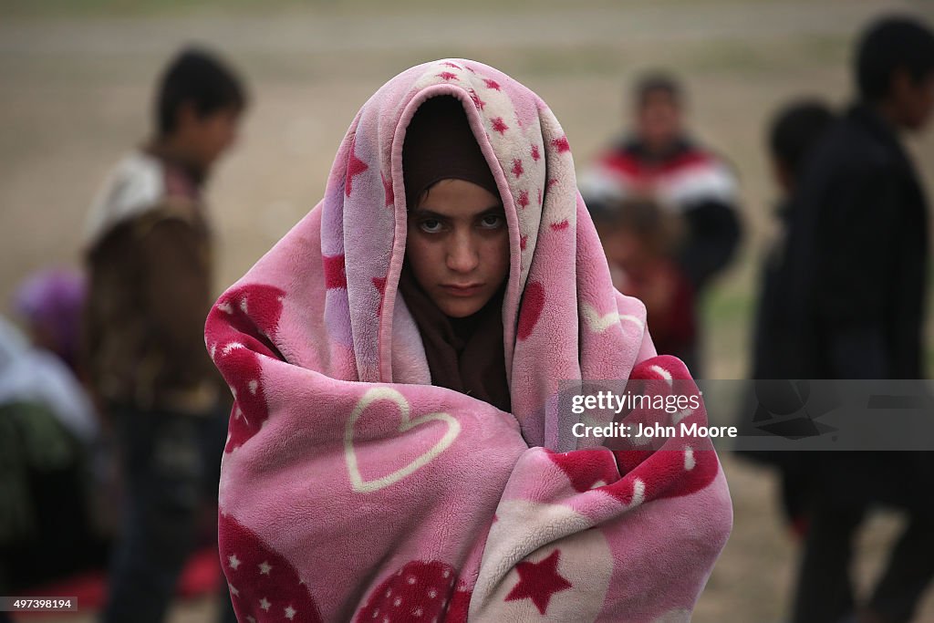 Civilians Flee War As ISIL Frontline Shifts Following Kurdish Sinjar Offensive