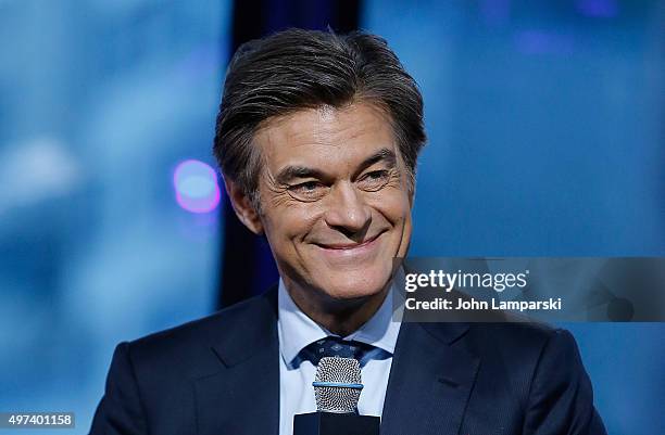 Dr.Oz attends AOL Build speaker series at AOL Studios In New York on November 16, 2015 in New York City.