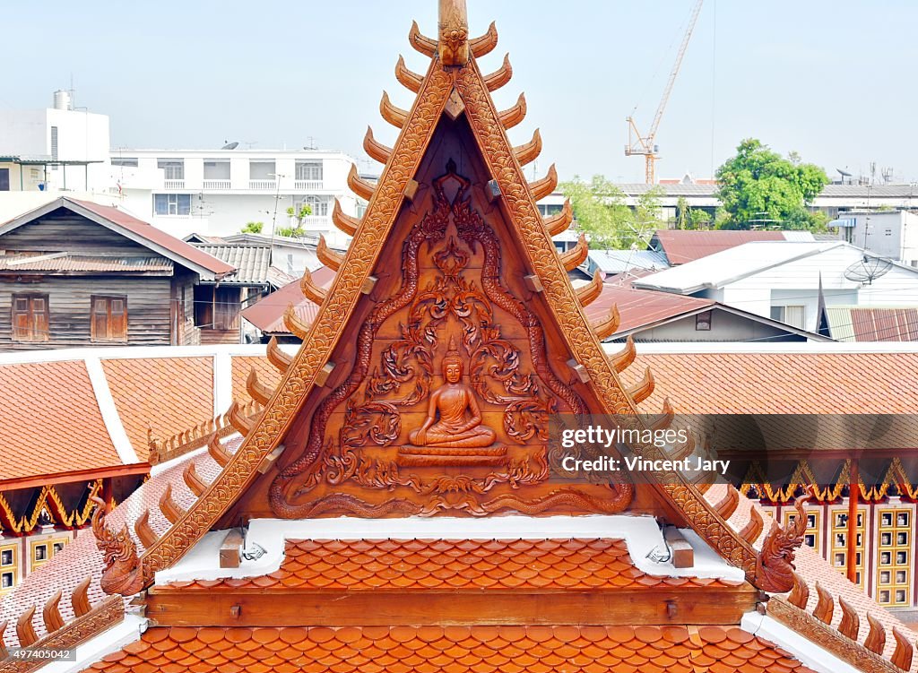 Wat Intharawihan temple, Bangkok
