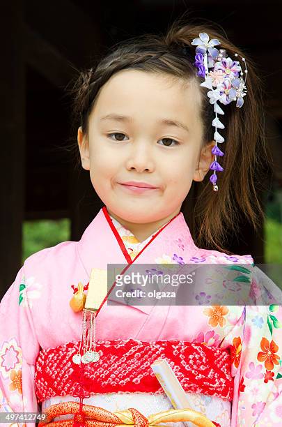 girl in kimono - shichi go san stock pictures, royalty-free photos & images