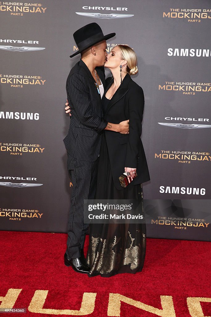 Premiere Of Lionsgate's "The Hunger Games: Mockingjay - Part 2" - Arrivals