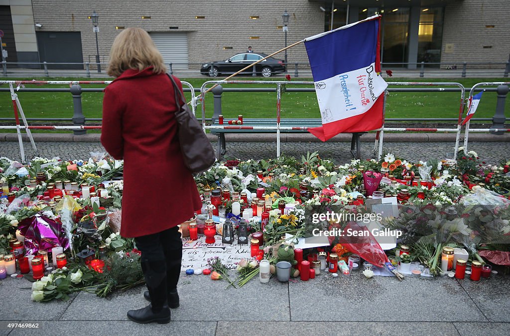 Global Reaction To Paris Terror Attacks