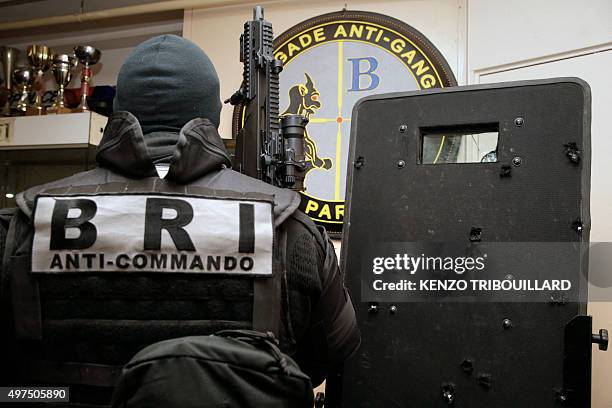 251 Brigade De Recherche Et Dintervention Stock Photos, HighRes