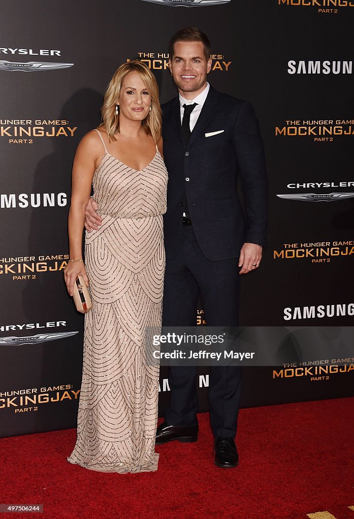 Premiere Of Lionsgate's "The Hunger Games: Mockingjay - Part 2" - Arrivals