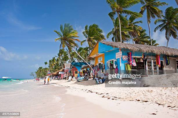 bavaro beach in punta cana - dominikanische republik stock-fotos und bilder