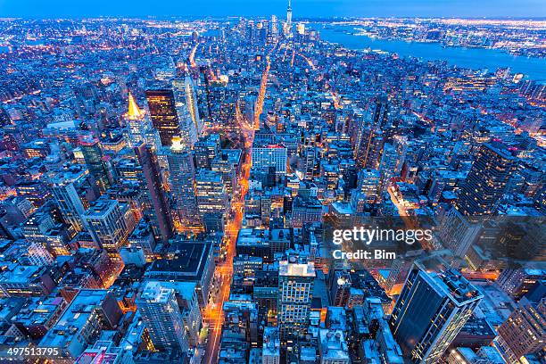 new york city at night, aerial view - one world trade center stock pictures, royalty-free photos & images