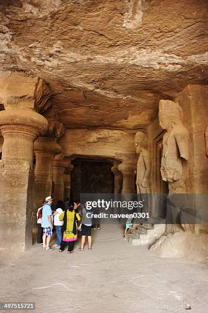 elephanta caves, mumbai, india - maharashtra stockfoto's en -beelden