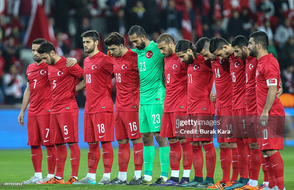 Turkey v Greece - International Friendly