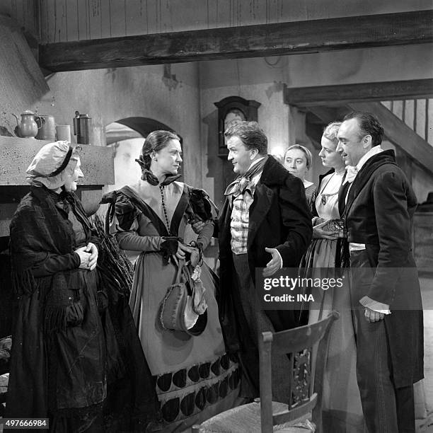 Sylvie, Maria Casarès, Pierre Mondy and Jacques Mauclair on the film set of "The Case Lafarge", drama realized by Stellio Lorenzi