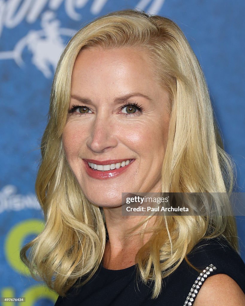 Premiere Of Disney-Pixar's "The Good Dinosaur" - Arrivals