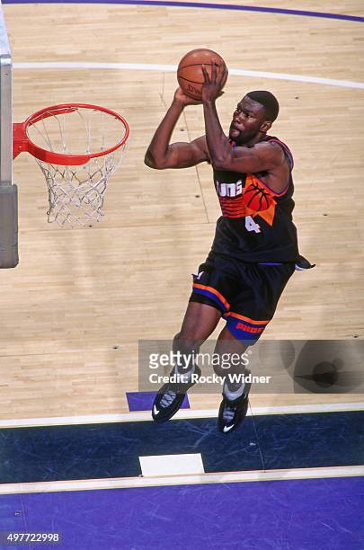 Michael Finley of the Phoenix Suns dunks against the Sacramento Kings circa 1996 at Arco Arena in Sacramento, California. NOTE TO USER: User...