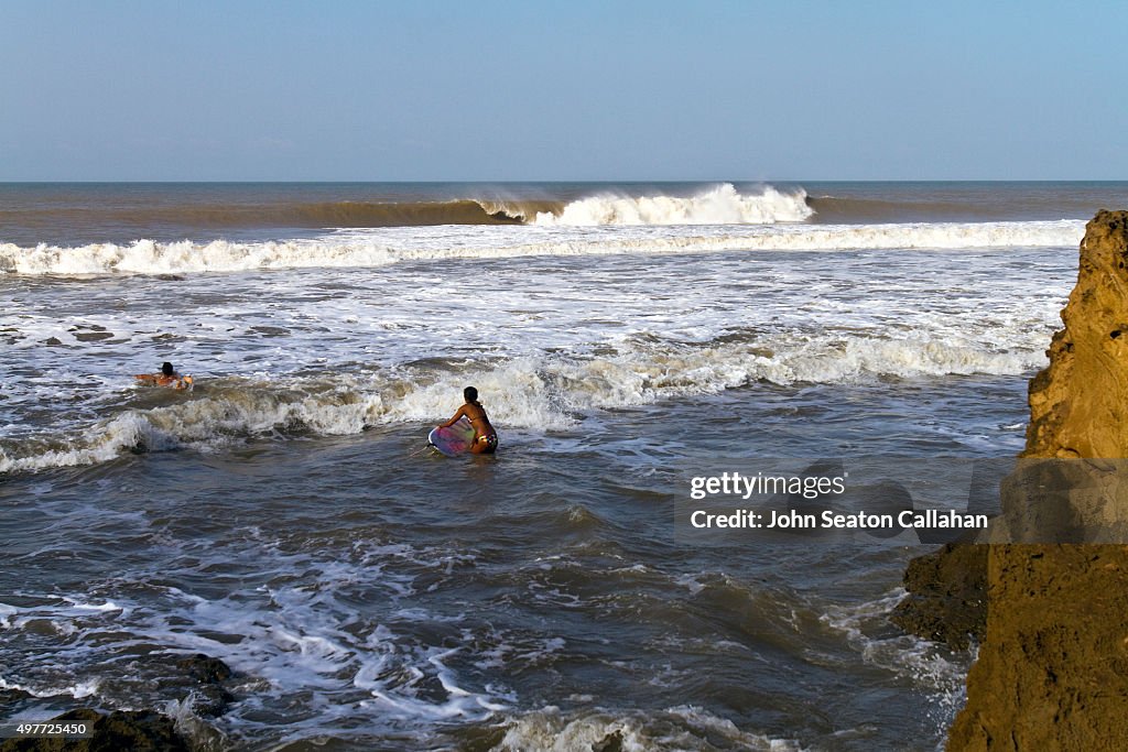 Surfing on Diu Island