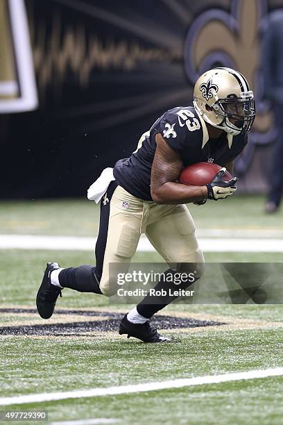 Marcus Murphy of the New Orleans Saints runs the ball during the game against the New York Giants at the Mercedes-Benz Superdome on November 1, 2015...