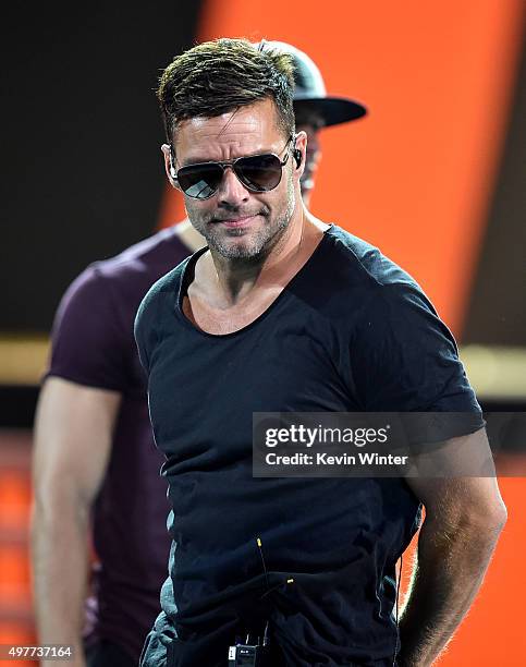 Latin Singer Ricky Martin Sunglasses Ricky Martin Music Photos and Premium High Res Pictures ...