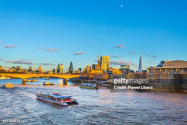 london skyline at sunset. - europe river cruise stock pictures, royalty-free photos & images