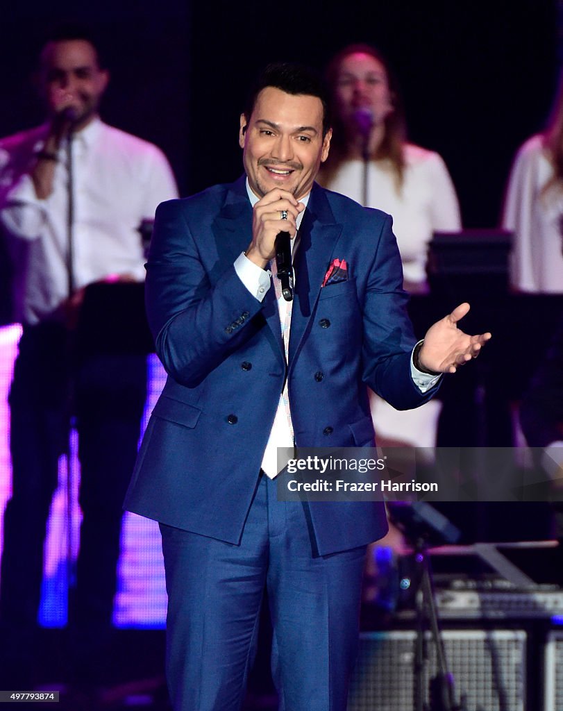 2015 Latin GRAMMY Person Of The Year Honoring Roberto Carlos - Show