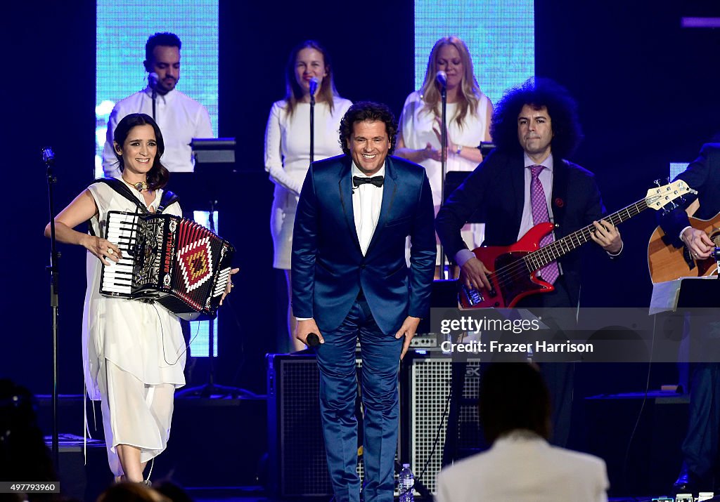 2015 Latin GRAMMY Person Of The Year Honoring Roberto Carlos - Show